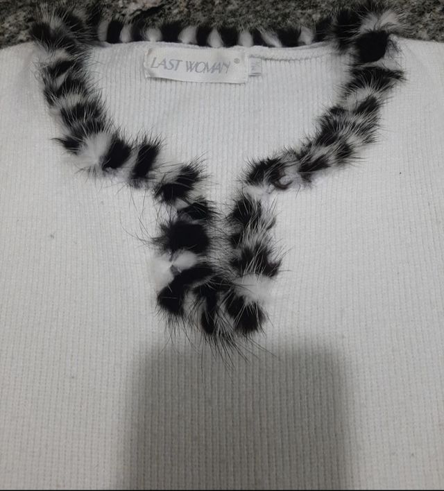 Maglia donna con pelliccia maculata