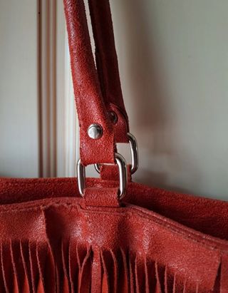 Borsa in vera pelle rossa con frange
