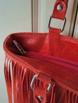 Borsa in vera pelle rossa con frange