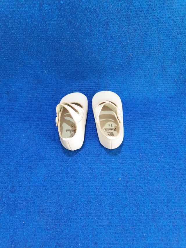 Zapatos bebé talla 16