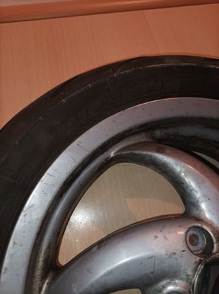 Rueda gilera runner