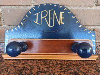 PERCHA DE PARED PERSONALIZADA
