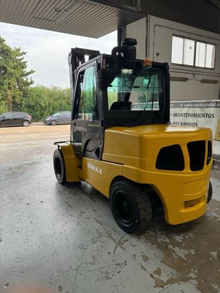 Carretilla elevadora diesel 4.5T