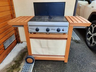 Barbacoa portàtil a gas