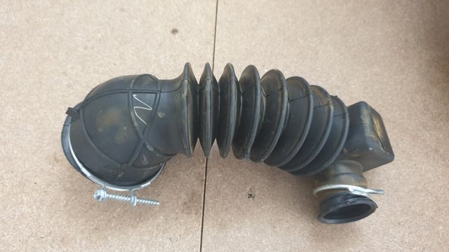 Alcuni pezzi di lavatrice