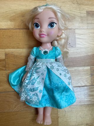 Muñeca Elsa de dysney
