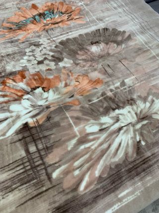 Manta cama 150 cm. marca Mora