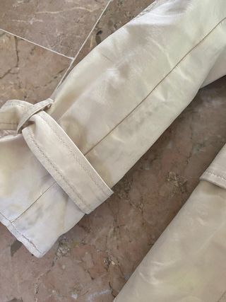 Gabardina corta mujer