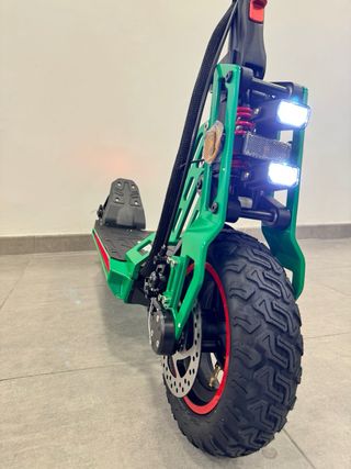 Patinetes electricós nuevos / BISON GT 