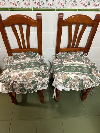 Falda camilla rectangular y cojines