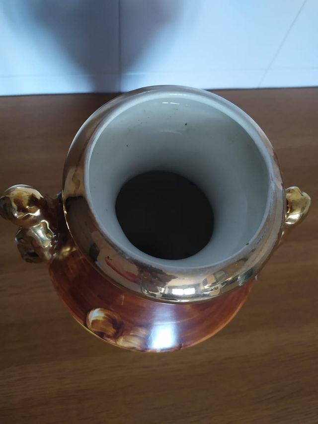 JARRON DE PORCELANA MARRON