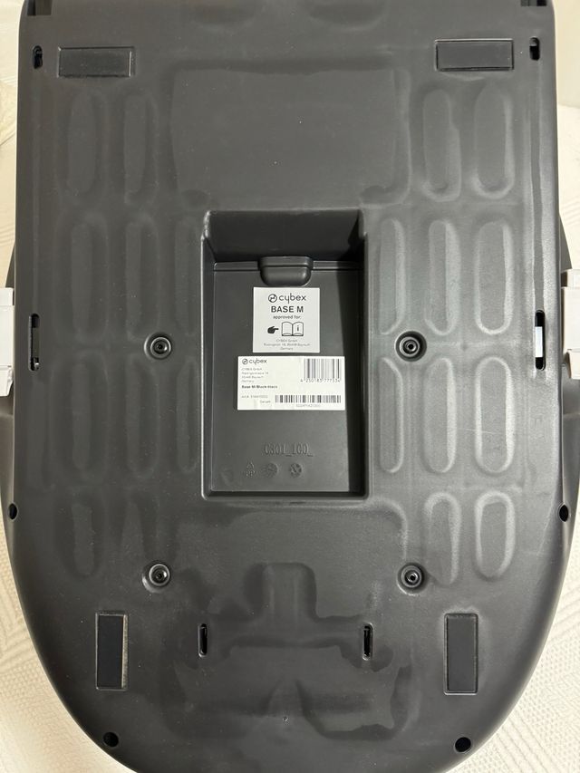 Cybex Gold -- Base M + Aton M i-SIZE 2024