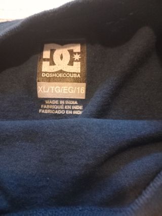 Camiseta azul streetart