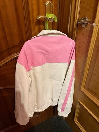 Cazadora tipo polipiel Shein S