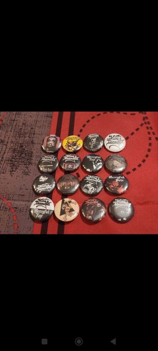 Lote King Diamond caja + chapas