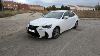 Lexus IS 2019