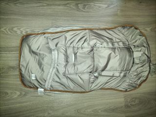 Saco de carro para bebé marca Mayoral