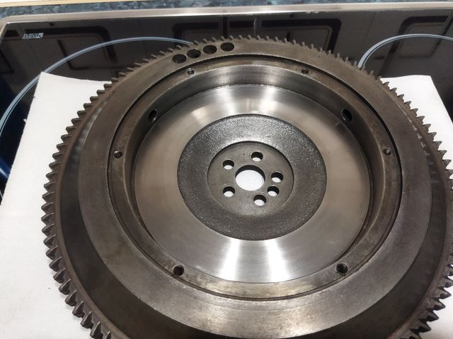 Volante y embrague Dian6