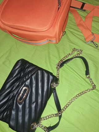 Dos Bolsas de mano Rígido de de viaje bolsos