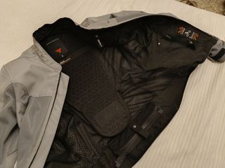 Chaqueta verano moto mujer y guantes