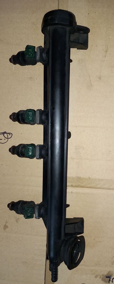 Inyectores volkswagen golf iv 1.6 gasolina 100cv