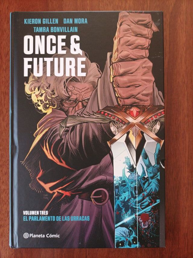 Once & Future Volumen 3 (Con desperfectos)
