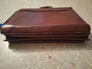 Maletín cuero hombre