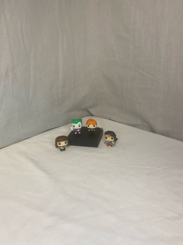 Mini Figuras pop llaveros