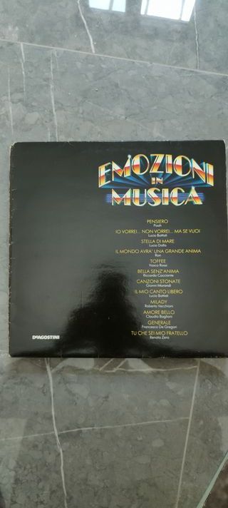 Vinile Emozioni in Musica