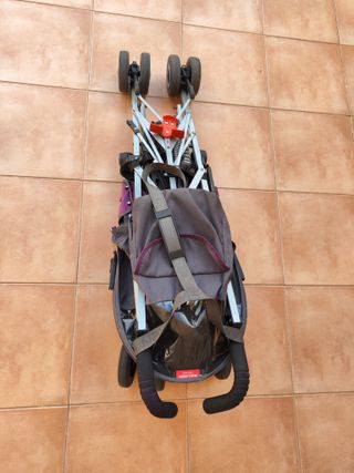 Carrito de bebé MACLAREN con funda impermeable
