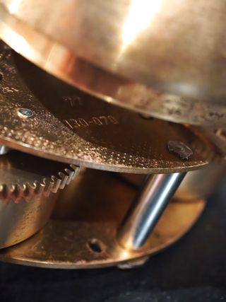 Maquina cuco + maquina sobremesa