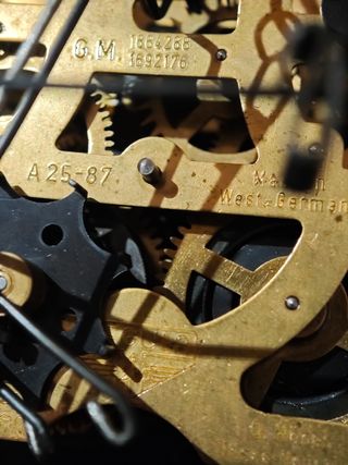 Maquina cuco + maquina sobremesa