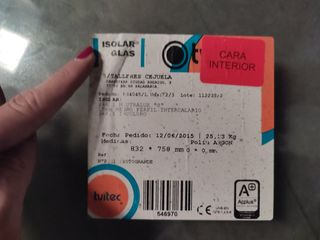 Puerta aluminio y cristal