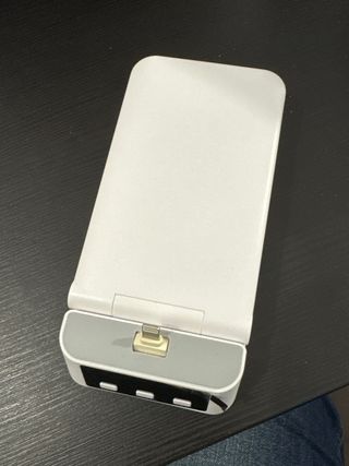 Base de carga Iphone 4 en 1