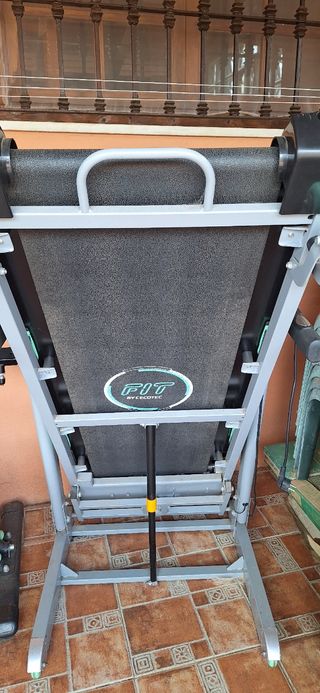 Oferta bajada de precio. Cinta de andar Cecotec.