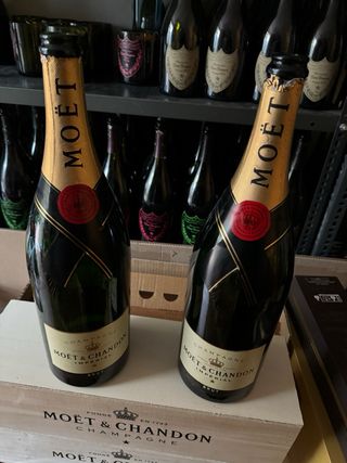2 bottiglie vuote da collezione 3 litri 