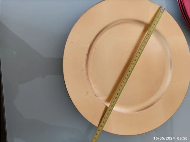 Lote de 8 bajo platos