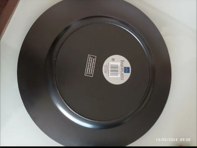 Lote de 8 bajo platos