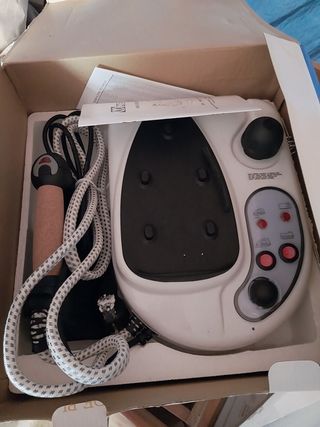 Estación de planchado Nevir 3542PE