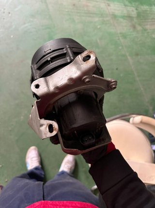 Bomba de aire secundario BMW e46
