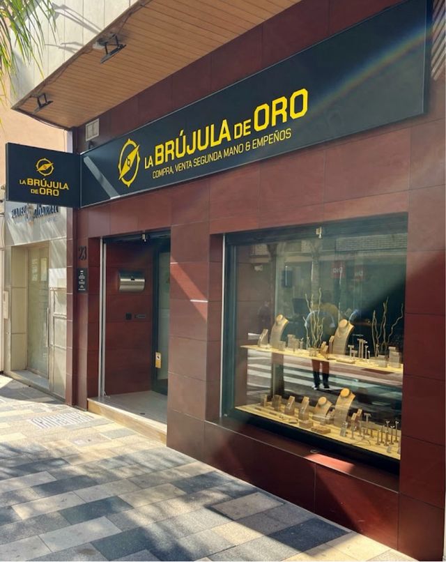 SORTIJA DE ORO 18K/1.8Gr