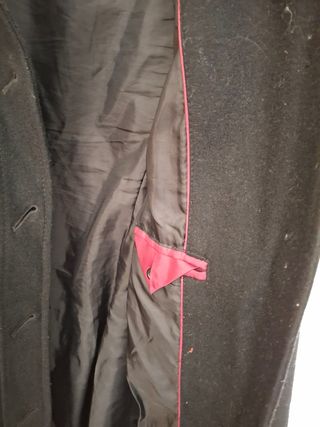 Chaquetón de paño con cinturón negro