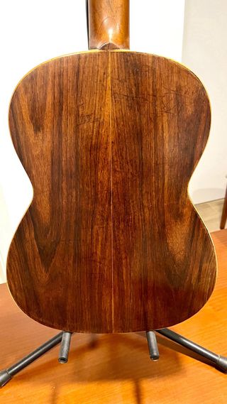 Guitarra antigua Salvador Ibañez