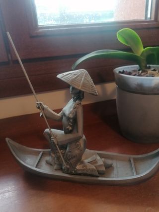 Figura mujer vietnamita