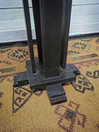 Mesa auxiliar de madera. Vintage