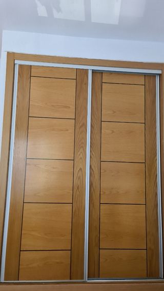 Puertas correderas armario de madera 77x202