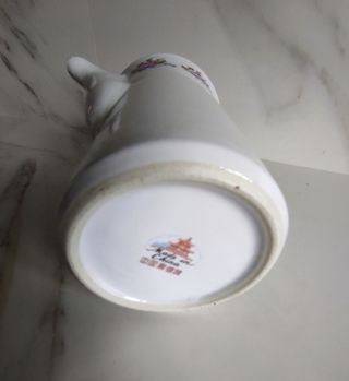 Cafetera de porcelana