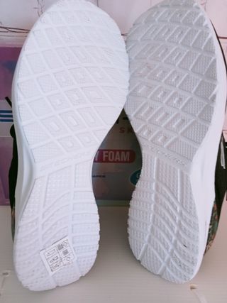 Zapatillas mujer Skechers estrenar