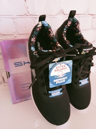 Zapatillas mujer Skechers estrenar