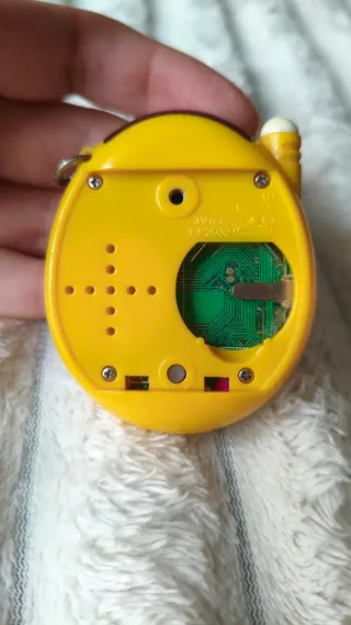 Tamagotchi akai keitai